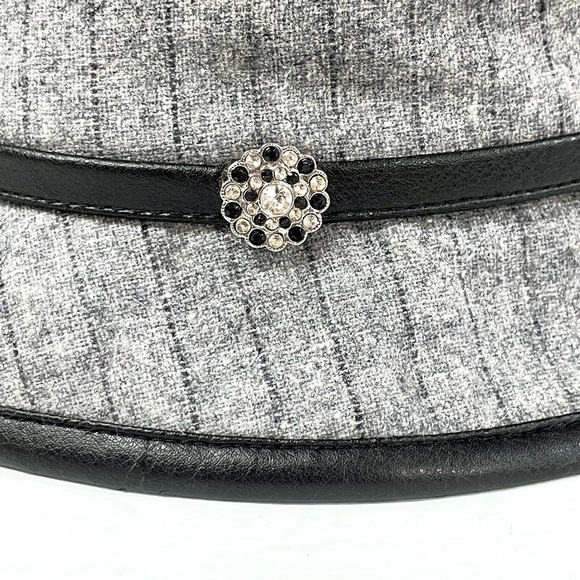 Vintage 90s Pinstripe Bucket Hat Wool Blend Faux Leather Trim Rhinestone Detail - Picture 5 of 9